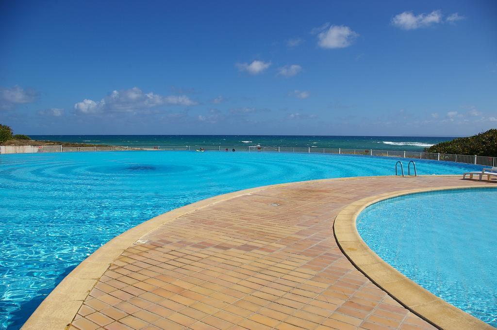 Lelagon Vue Mer, Pieds Dans L'Eau Saint-Francois  Exterior foto